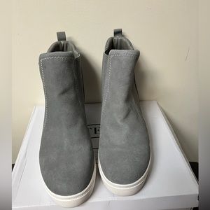 Steve Madden Lei Grey Gray Suede Wedge Sneakers